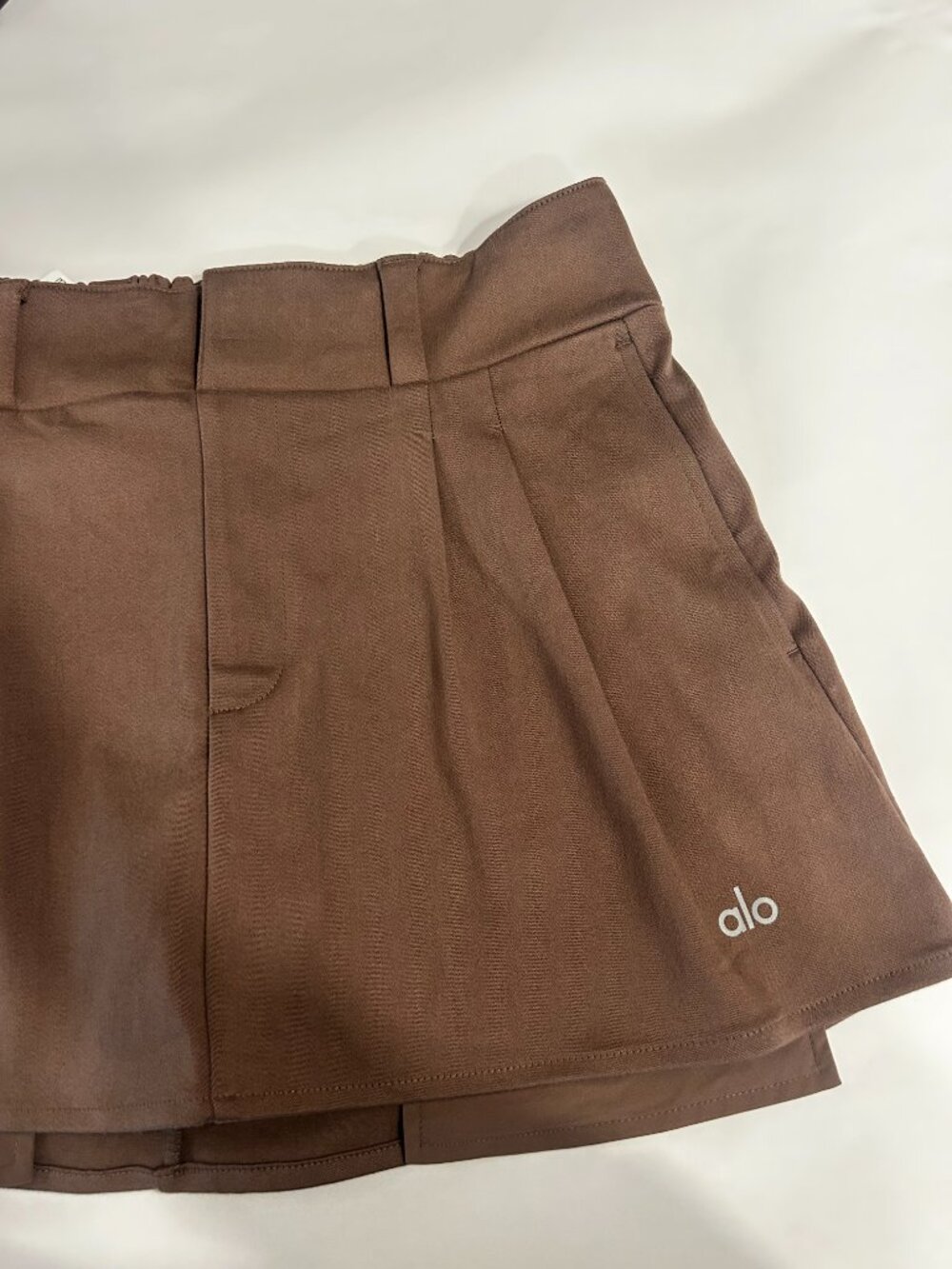 Alo Yoga Good Days Mini Skort - Mushroom - Size: Small - Picture 3 of 7